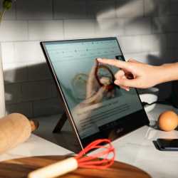 Extensor De Monitor Portatil GLANCE PRO OLED 15.6 Tactil Full HD