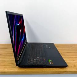 Notebook Nitro V Ryzen 7 8845HS 32Gb DDR5 1Tb RTX 4060 15.6 Pulg Win11 Home