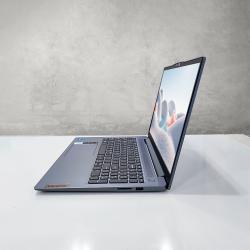 Notebook Lenovo IdeaPad Slim Core I3 8Gb DDR5 128Gb 15.6 Pulgadas Win 11 Home