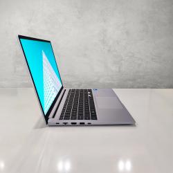 Notebook SAMSUNG Galaxy Book 4 Core i7 150u 16GB 512Gb 15.6 Pulgadas Win 11 Home