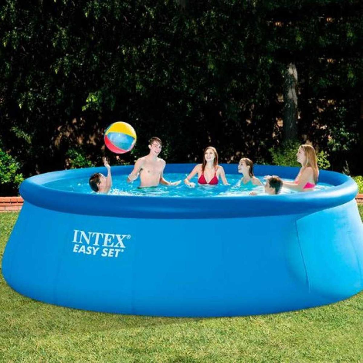 Combo pileta INTEX + inflador + juegos + accesorios 25262/1