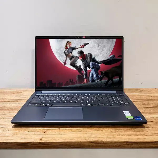 Notebook LENOVO LOQ Core I7 12650HX 16Gb 1TB RTX 4050 15.6 Pulgadas Win 11 Home
