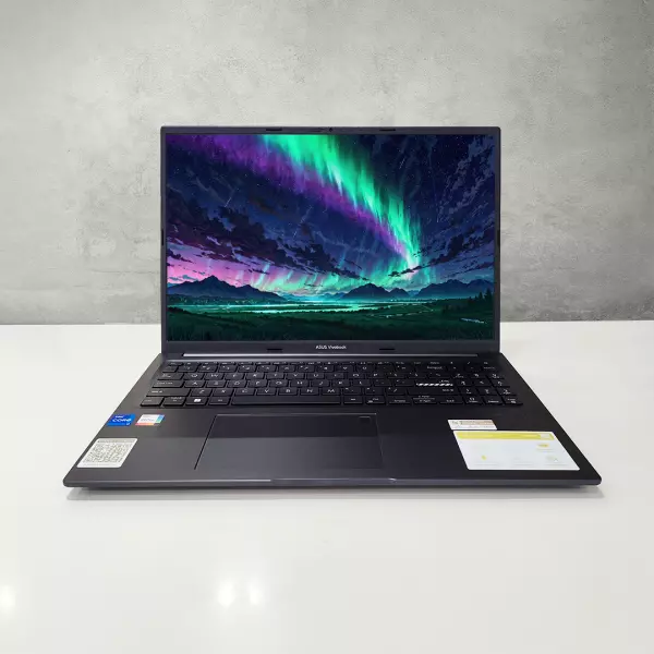 Notebook ASUS VIVOBOOK Core i7 1355u 24Gb 1Tb 16 Pulgadas Win 11 Home