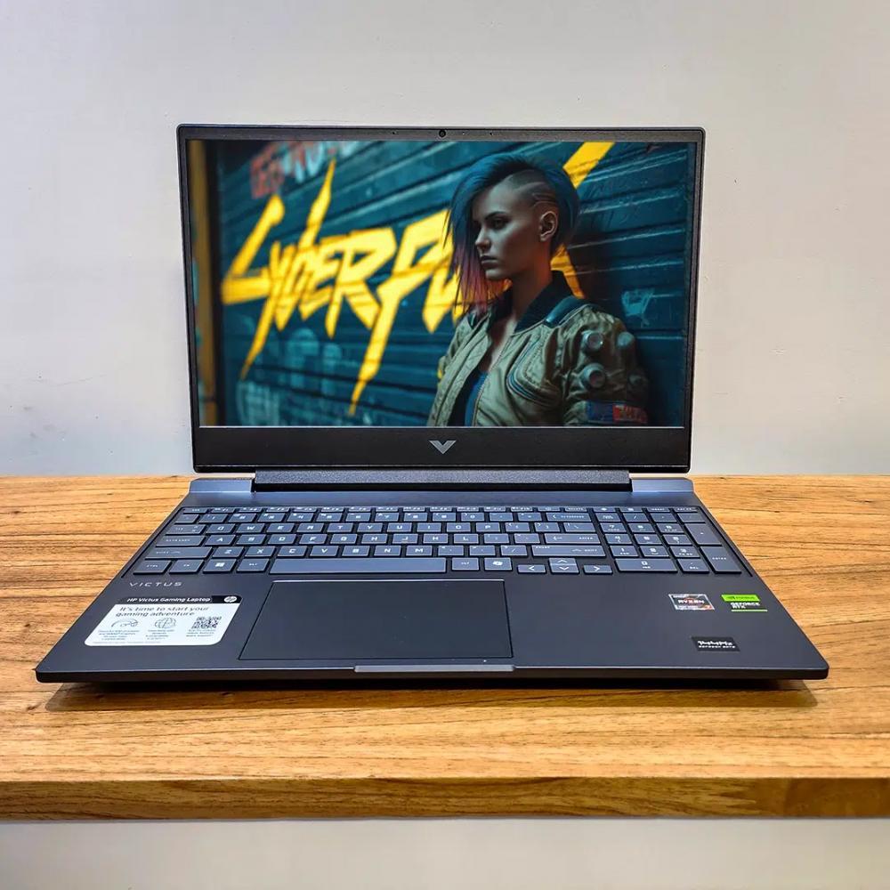 Notebook HP Victus Ryzen 7 7445hs 24GB DDR5 1Tb RTX4050 15.6 Pulgadas Windows 11