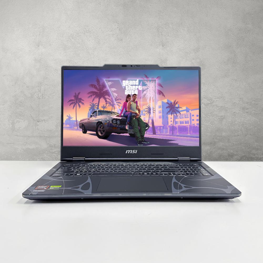 Notebook MSI CYBORG AMD Ryzen 9 270 32gb ram 1 tb ssd 15.6 IPS RTX 5060